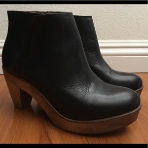 Kelsi Dagger Brooklyn Atena Booties